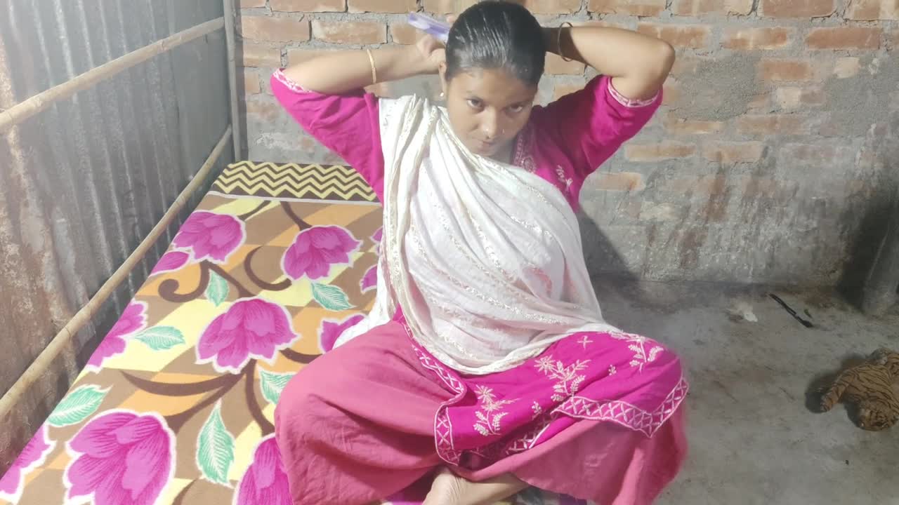 Village hot girls sex