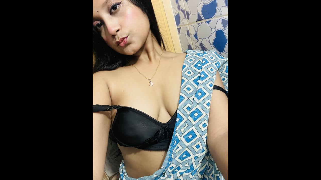 Beautiful Horny Bengali GF Fingering 9 Clip