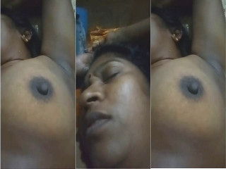 Desi Mallu Bhabhi Nude Video Record by Hubby