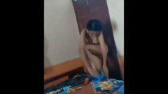 Mallu Aunty Play With Lover In Room