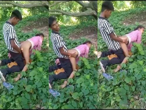 Young Tamil Lover Doggy Style Fucking in Jungal