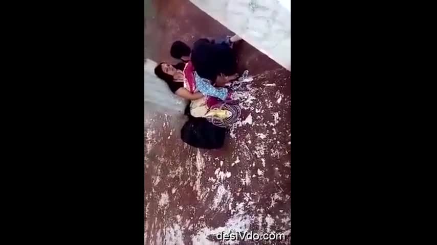 desi lover licks and fingers mature ladys pussy outdoors