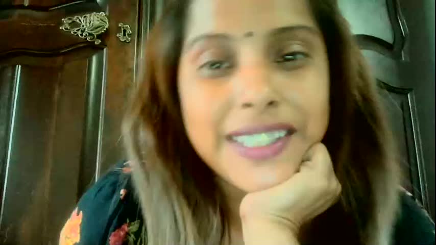 2022-11-16_crystal2india_41032495