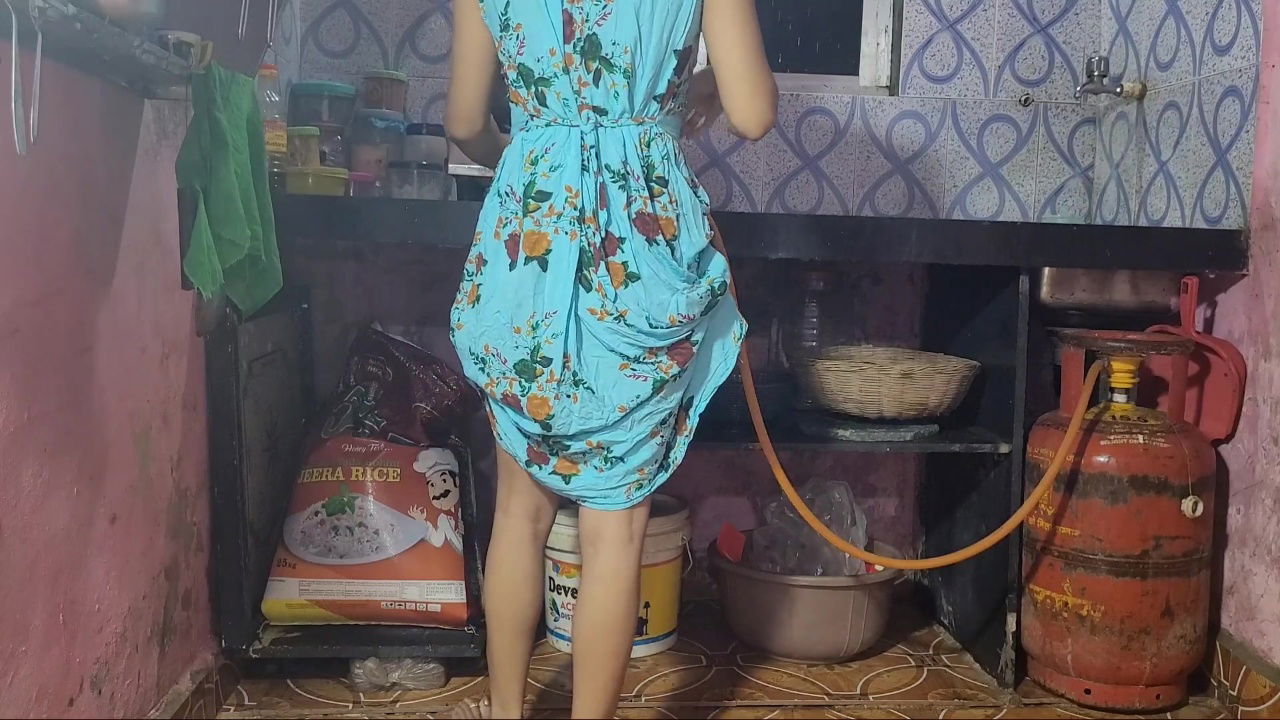 desi bhabhi hard fucking in devar in bedroom her husband going to office