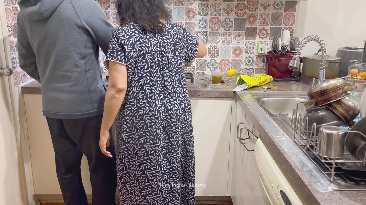 A Busty Mother-In-Law’s Pussy Eating – My Juicy Pussy is licked by Son-In-Law when Daughter is away