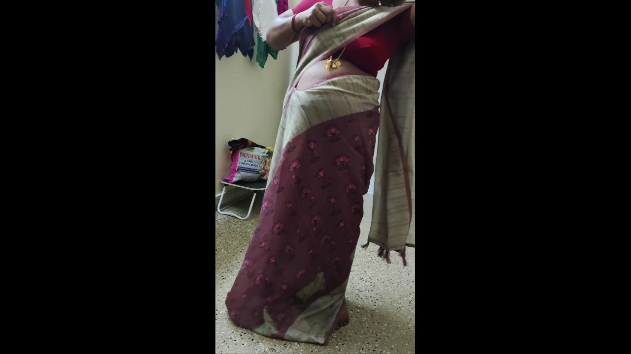 Aunty Enjoyed with Delivery Boy