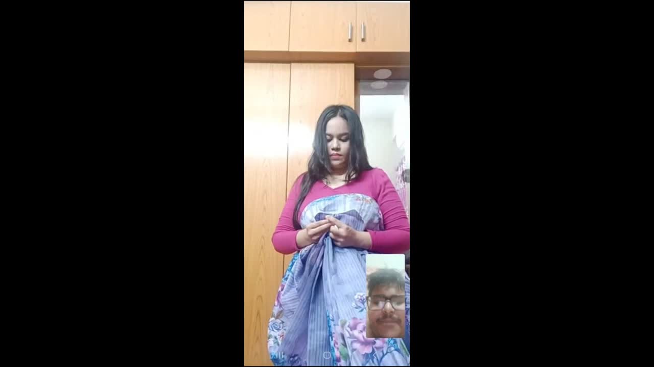 Sexy Chubby Wife Bathing