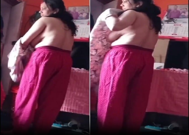 Big boobs telangana aunty dress changing porn