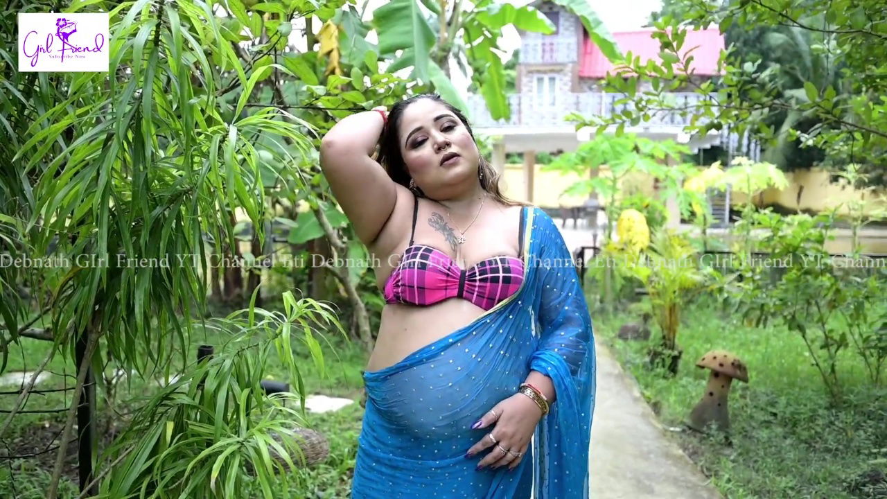 Booby ria bhabhi huge cleavage hot navel and armpit show photoshoot