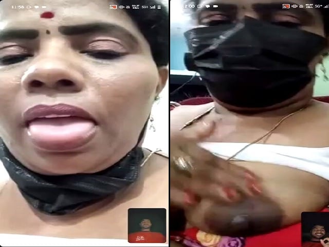 Mature aunty licking dick role-play on video call