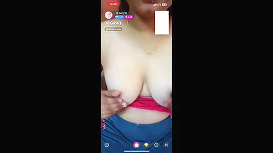 Siri Full Nude Show